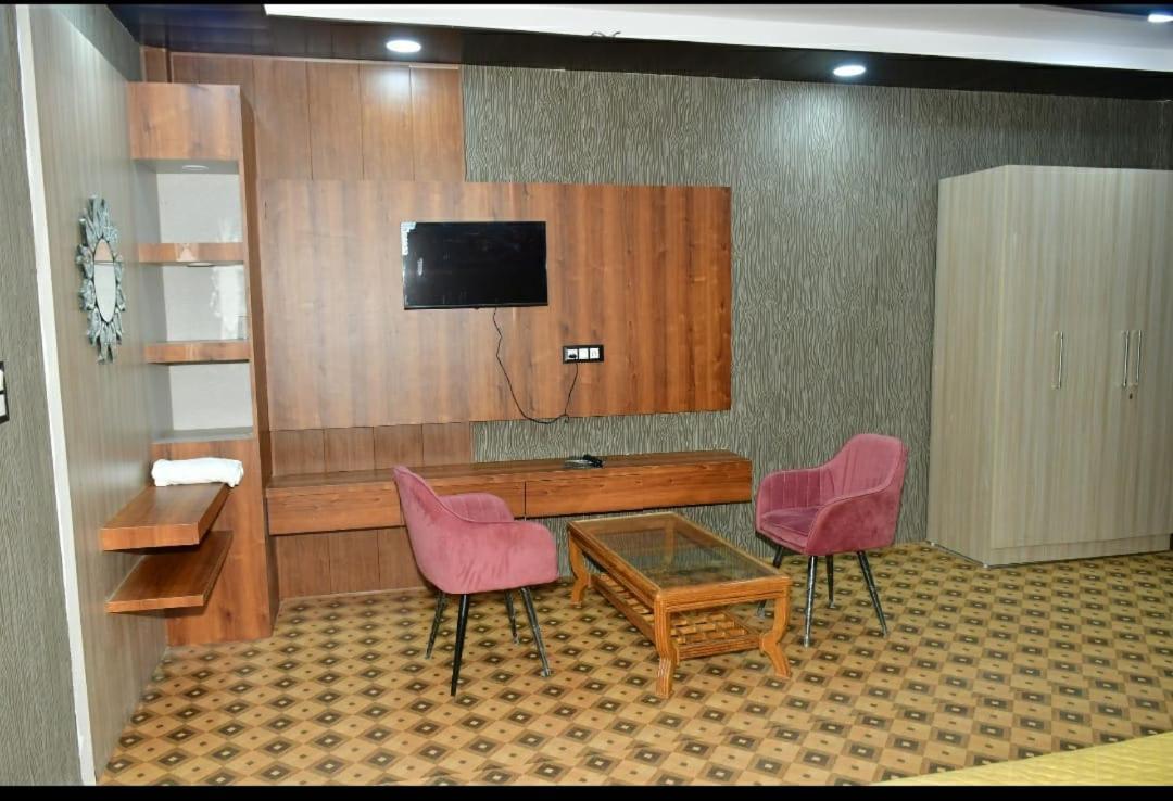 Hotel Pearl Residency Mukteshwar Exteriér fotografie
